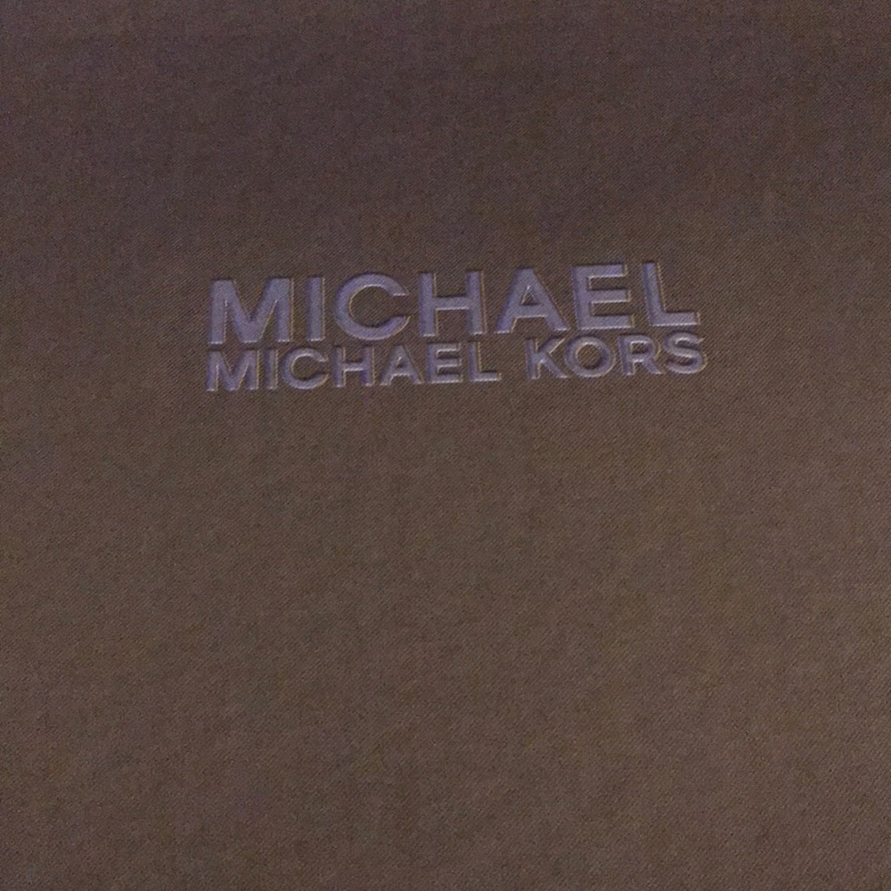 New in box Michael kits shoes 6.5